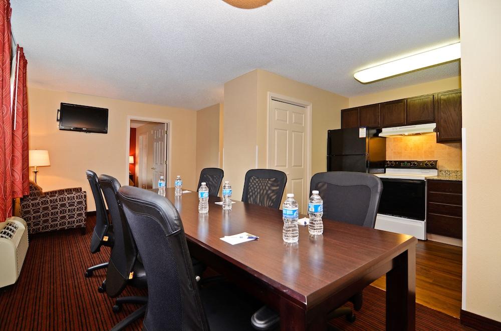 Mainstay Suites Knoxville Airport Alcoa Eksteriør billede