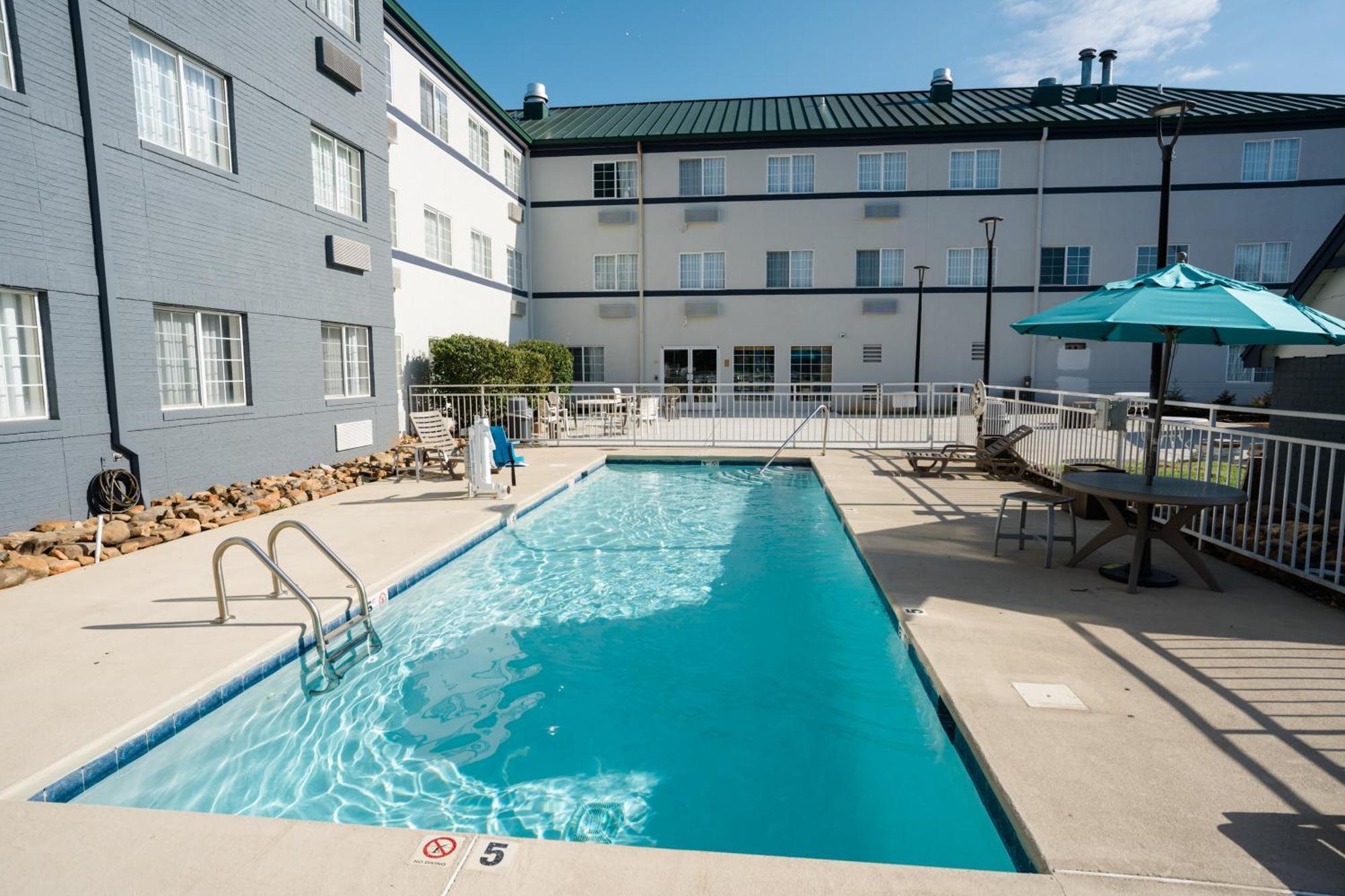Mainstay Suites Knoxville Airport Alcoa Eksteriør billede